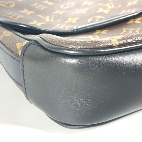 LOUIS VUITTON Black Monogram Canvas Pochette Shoulder Bag - Picture 7 of 12